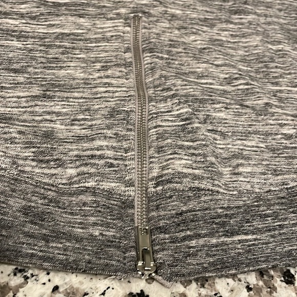 Harry Potter The Deathly Hollows light heathered gray terry-back sweater NWT XS - Picture 8 of 11